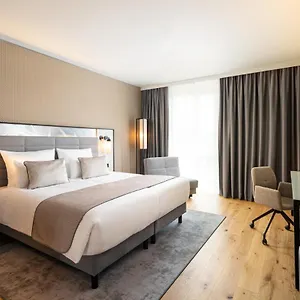 leonardo-royal-bonn-airport.dortmundhotels.net/